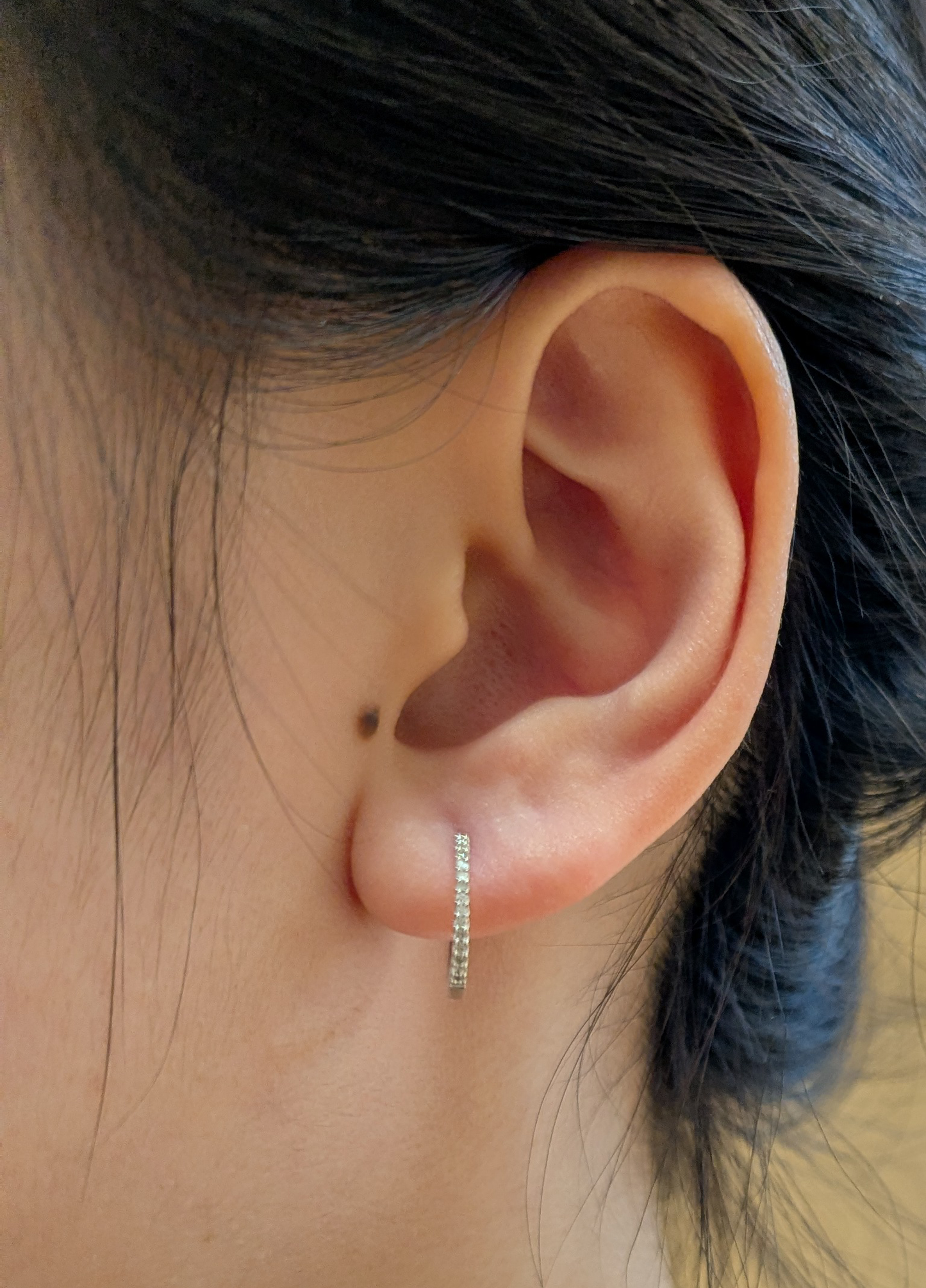 925 Sterling Silver 0.10 Cttw Canadian Diamond Huggie Hoop Earrings