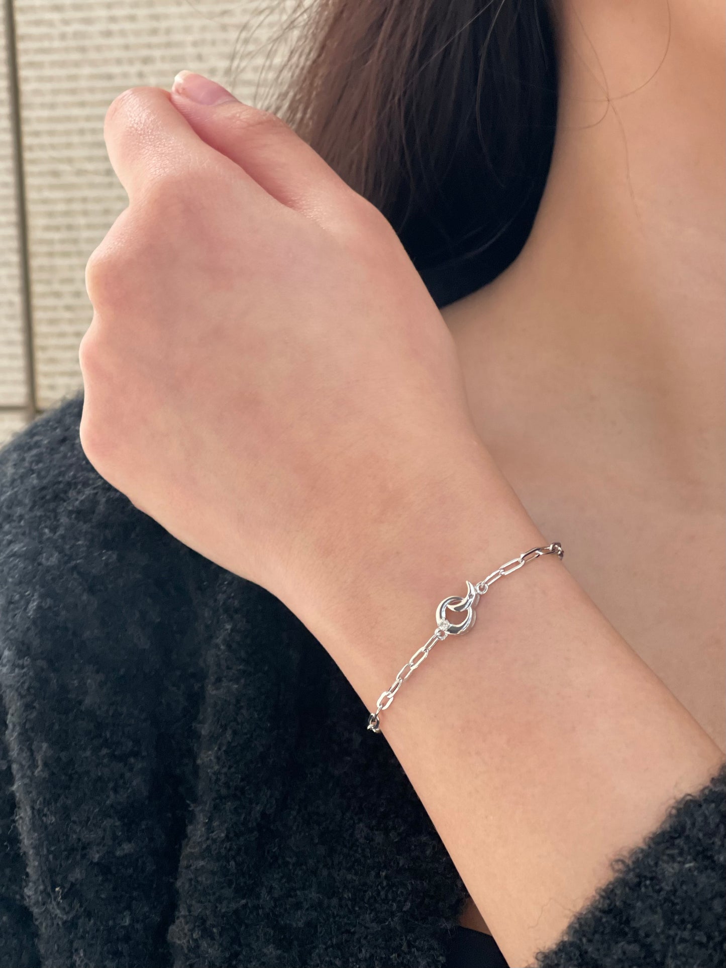 925 Sterling Silver 0.02 Ctw Natural Canadian Diamond Accent Moon and Stars Paperclip Bracelet