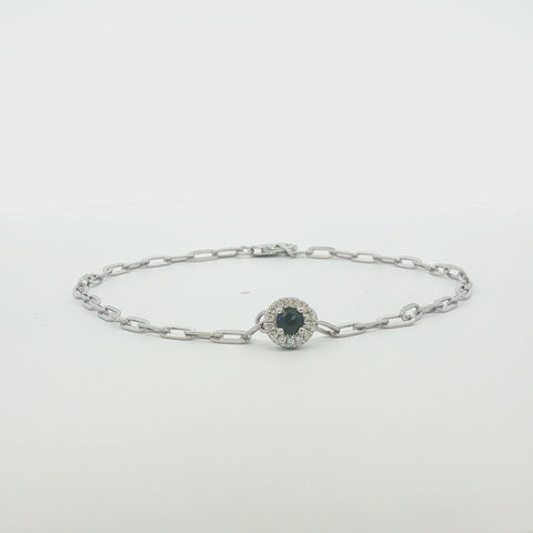 Rotating 360-degree view of a 925 sterling silver paperclip bracelet featuring a 0.19 carat blue sapphire centerpiece surrounded by a 0.06 cttw Canadian diamond halo.